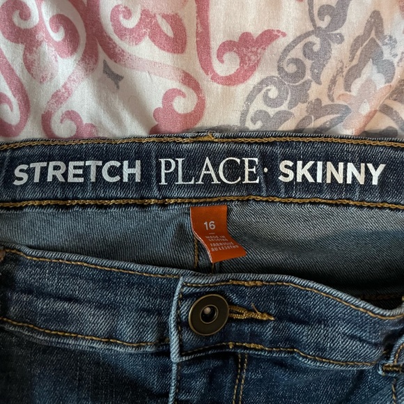 Boys size 14, 16 and 18 Jeans - Picture 9 of 16